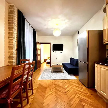 Starowiślna st Apartment-2